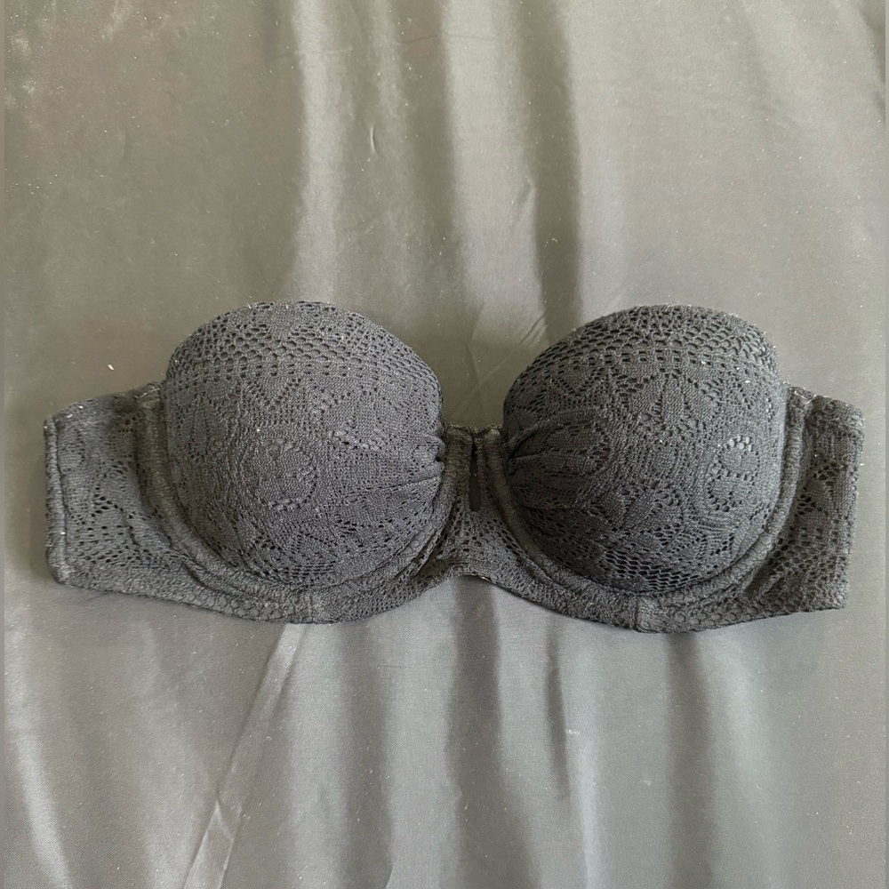 Victoria’s Secret Swim bikini top 34B black lace
